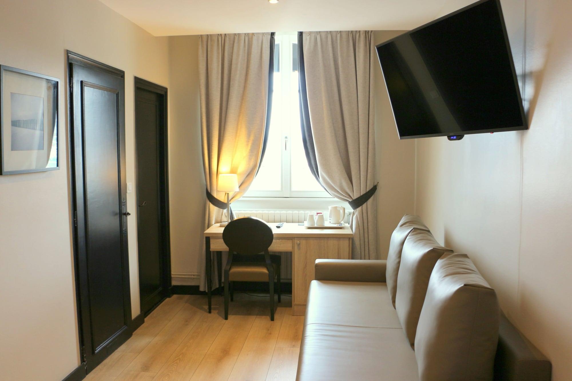 Western Le Cheval Blanc -vue Sur Le Port-plein Centre Hotel 3*