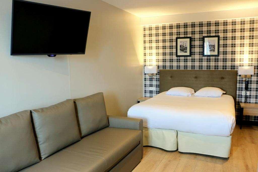 Western Le Cheval Blanc -vue Sur Le Port-plein Centre 3*